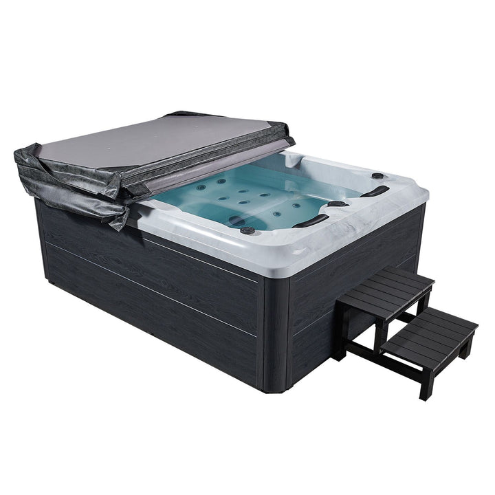 Outdoor Whirlpool Oasis mit Treppe